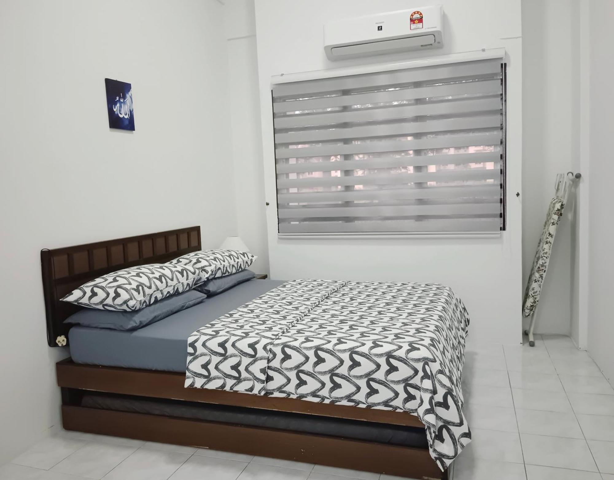 Yussal Homestay Simpang Ampat Semanggol Exterior photo